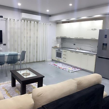 Apartament Dean Apartment วญอเรอ ภายนอก รูปภาพ
