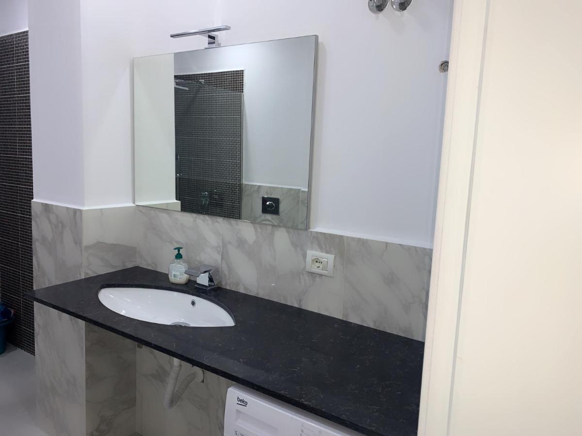 Apartament Dean Apartment วญอเรอ ภายนอก รูปภาพ